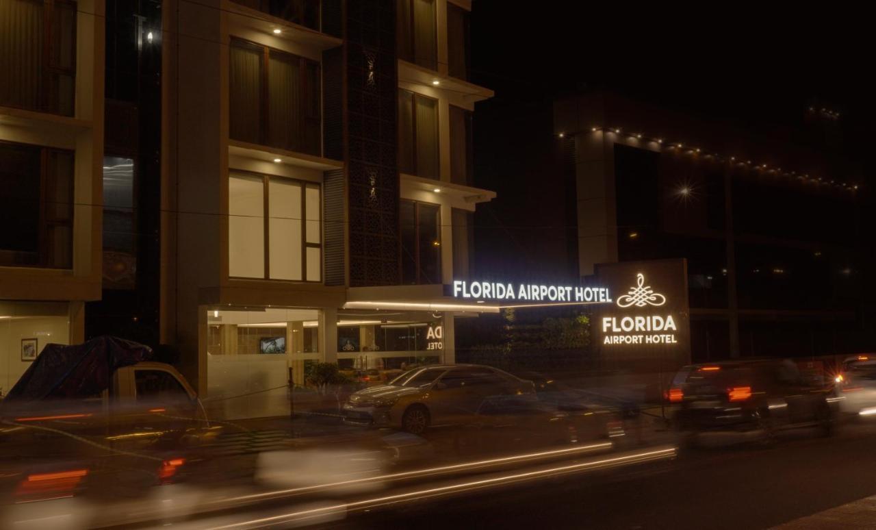 Florida Airport Hotel Kochi Nedumbassery Ngoại thất bức ảnh